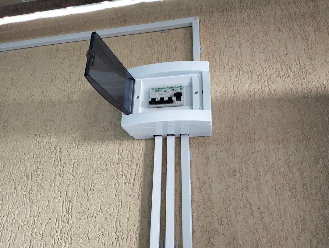 Electrician autorizat / Instalații electrice/ intervenții rapide