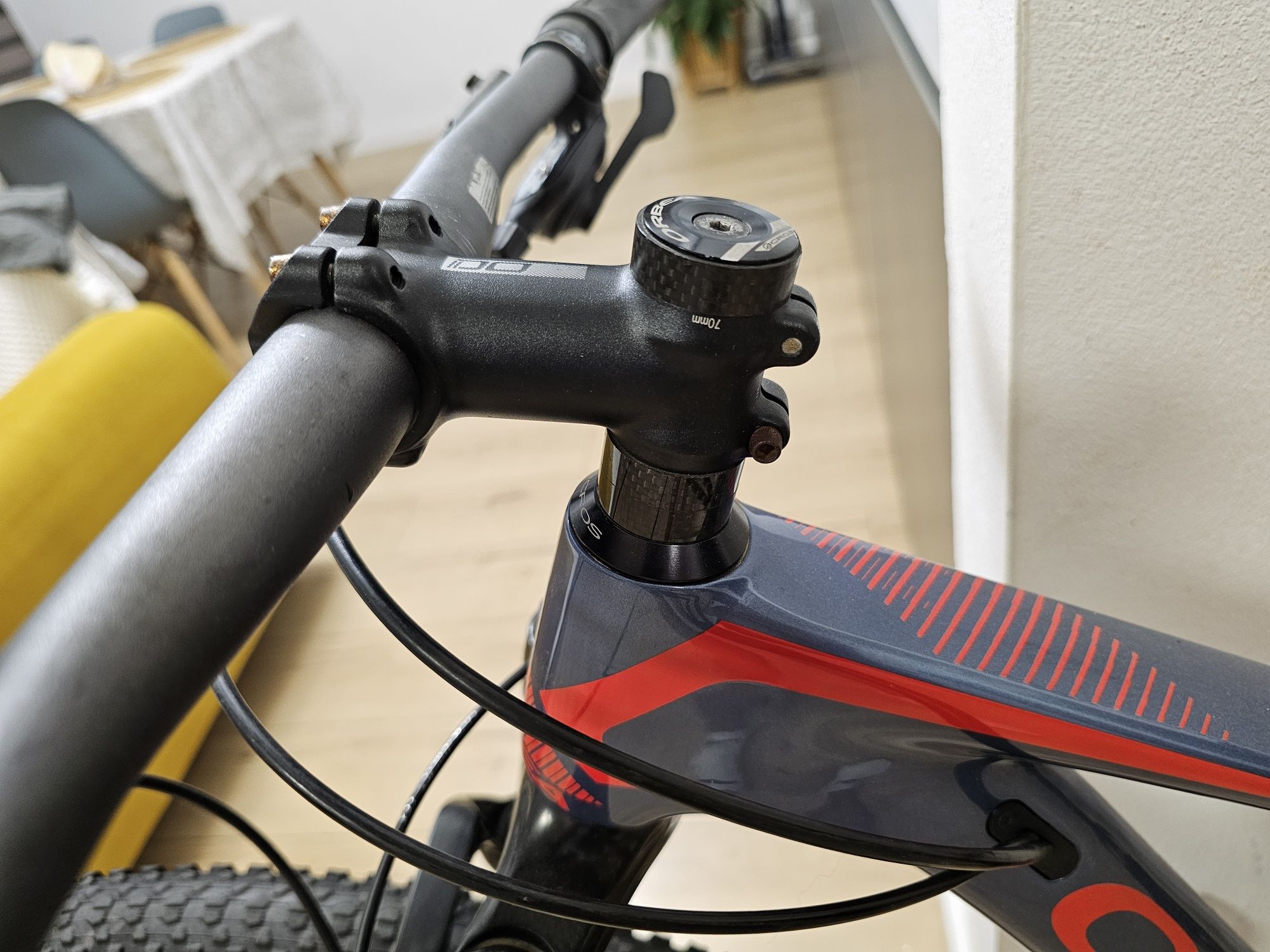Bicicleta ORBEA Alma carbon roti 29" rockshox recon