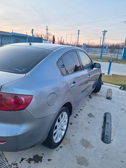 Vand mazda 3 benzina si GPL