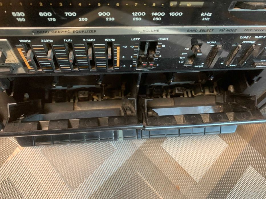 Radiocasetofon Fisher