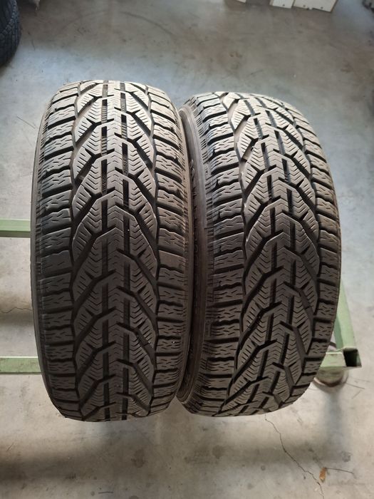 2 Anvelope de iarnă 205 55 r16 SNOW