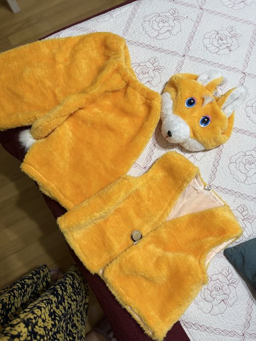 Продам костюм лисички