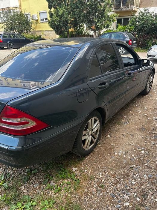 Mercedes Clasa C 2.2