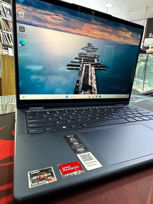 Ноутбуклар жудаям куп магазинимизда