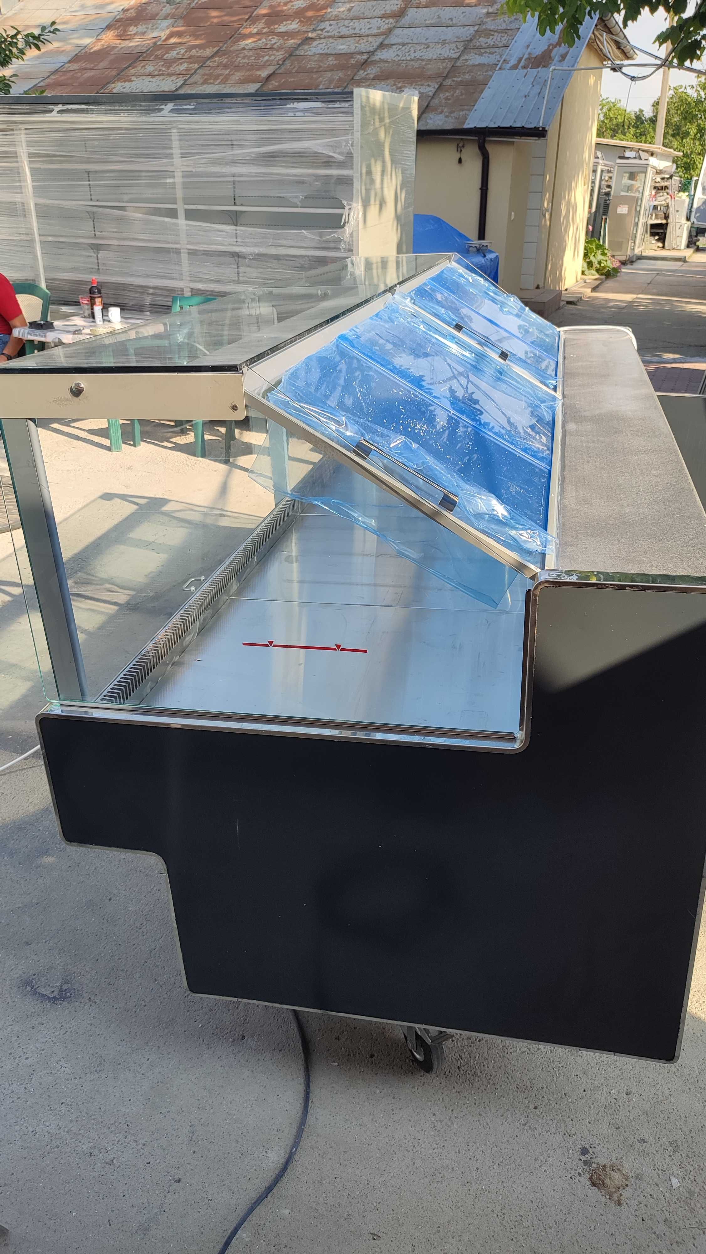 Vitrine frigorifice mezeluri,carne