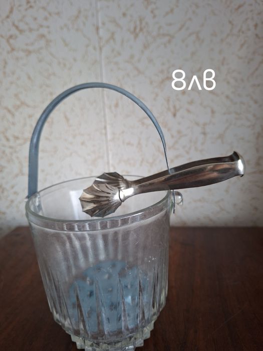 Стъклени чаши с декорация