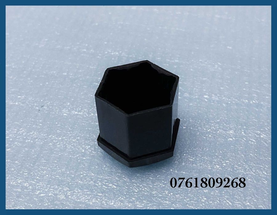 Set 20 capace / capacele negre prezoane de 19mm