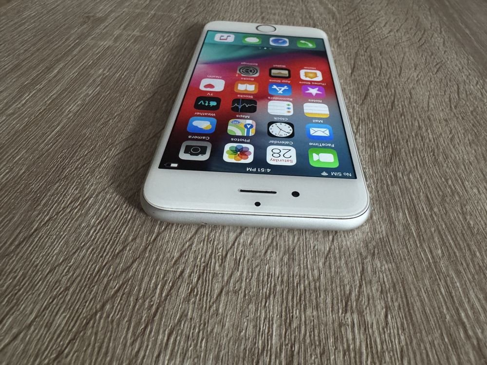 Apple iPhone 6 silver 16Gb neverloked stare foarte buna