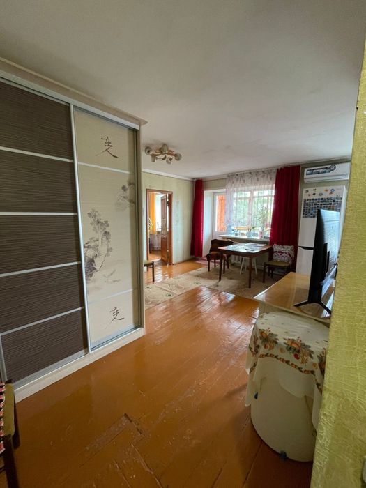 Продам 2 комнатную квартиру