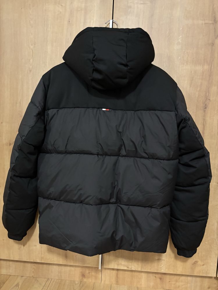 Geaca Tommy Hilfiger - barbati S