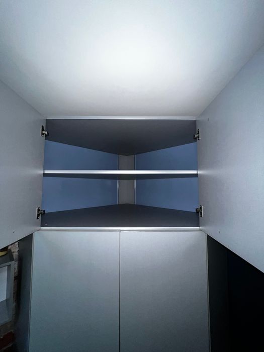 Шкаф для вещей угловой