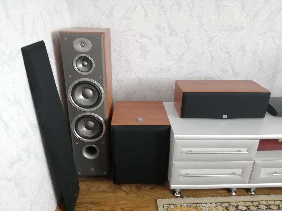 Комплект акустики JBL Northridge E Series
+ YAMAHA receiver RX-V657