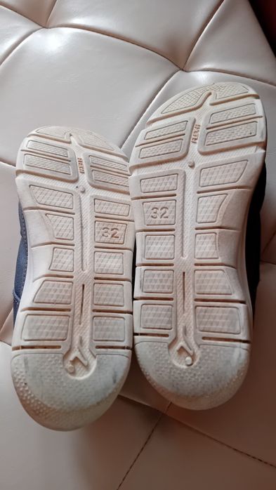 Incaltaminte sport mar.32,inter.21cm