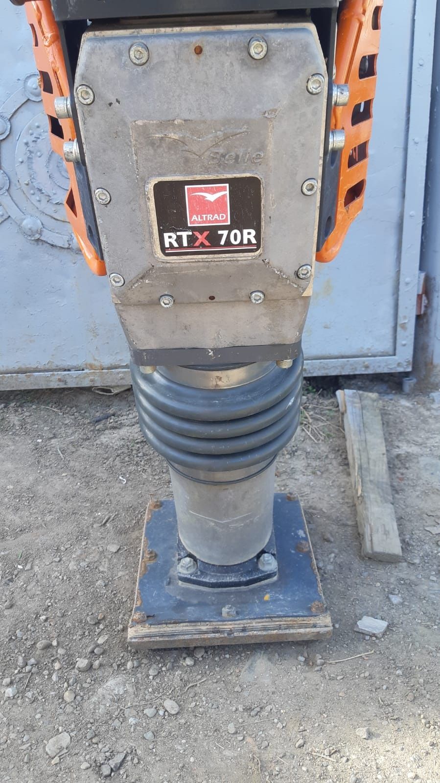 Mai compactor Belle Atras Rtx70R