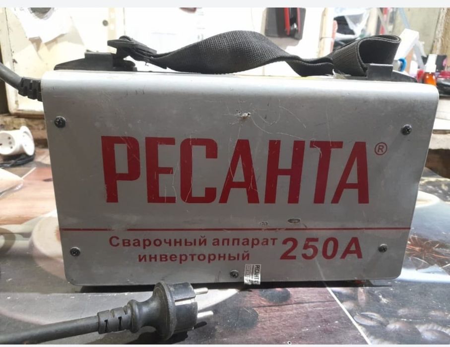 Инверторный сварочный аппарат Ресанта