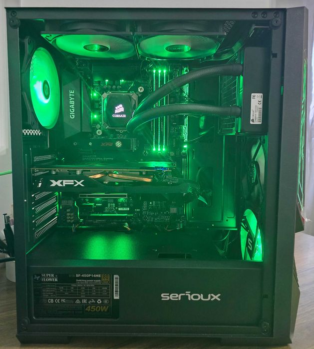 Unitate PC Gaming i7-7700K, Corsair H60, RX 570, 16GB RAM, 574GB SSD