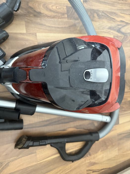 Apirator Rowenta fara sac, X-Trem Power Cyclonic