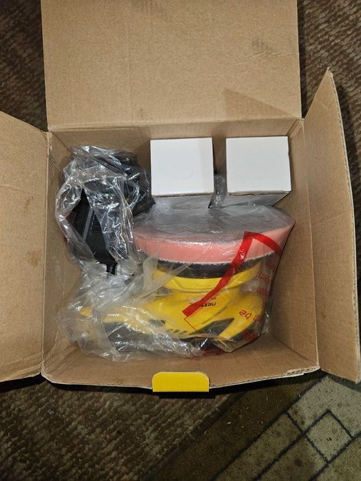 Полираща/шкуряща машина на батерии