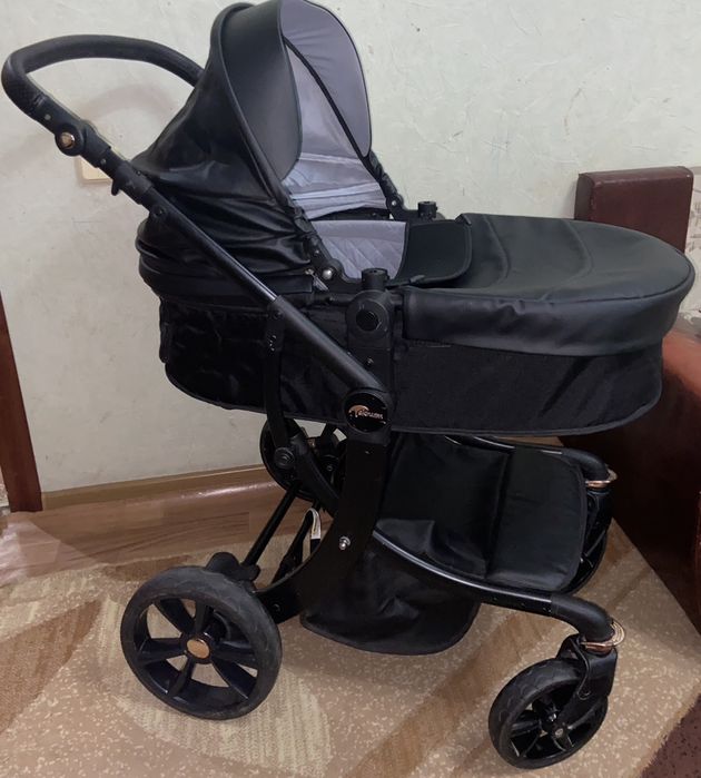 Продам коляску в хорошем состоянии