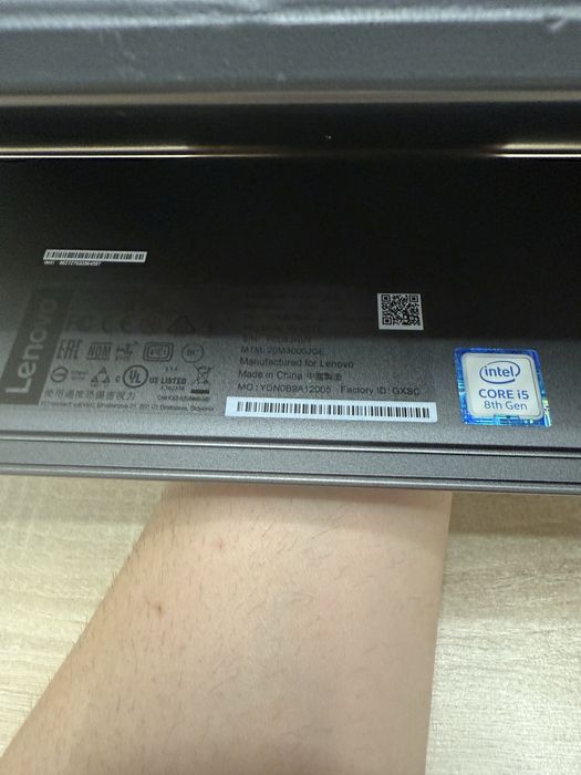 Lenovo MIIX 520-12ikb    i5 8th gen