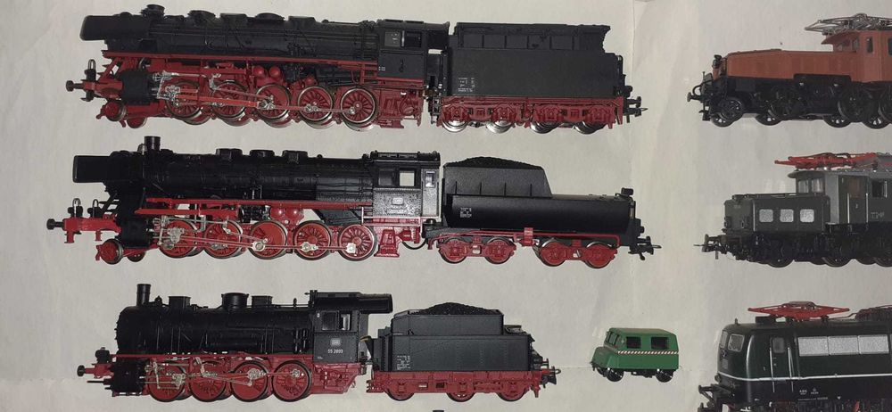 Locomotive scara HO trenulet electric