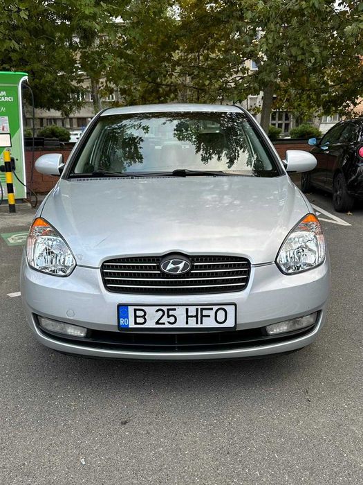 Hyundai Accent 3 1.5 CRDI VGT 104 000 mii km gri