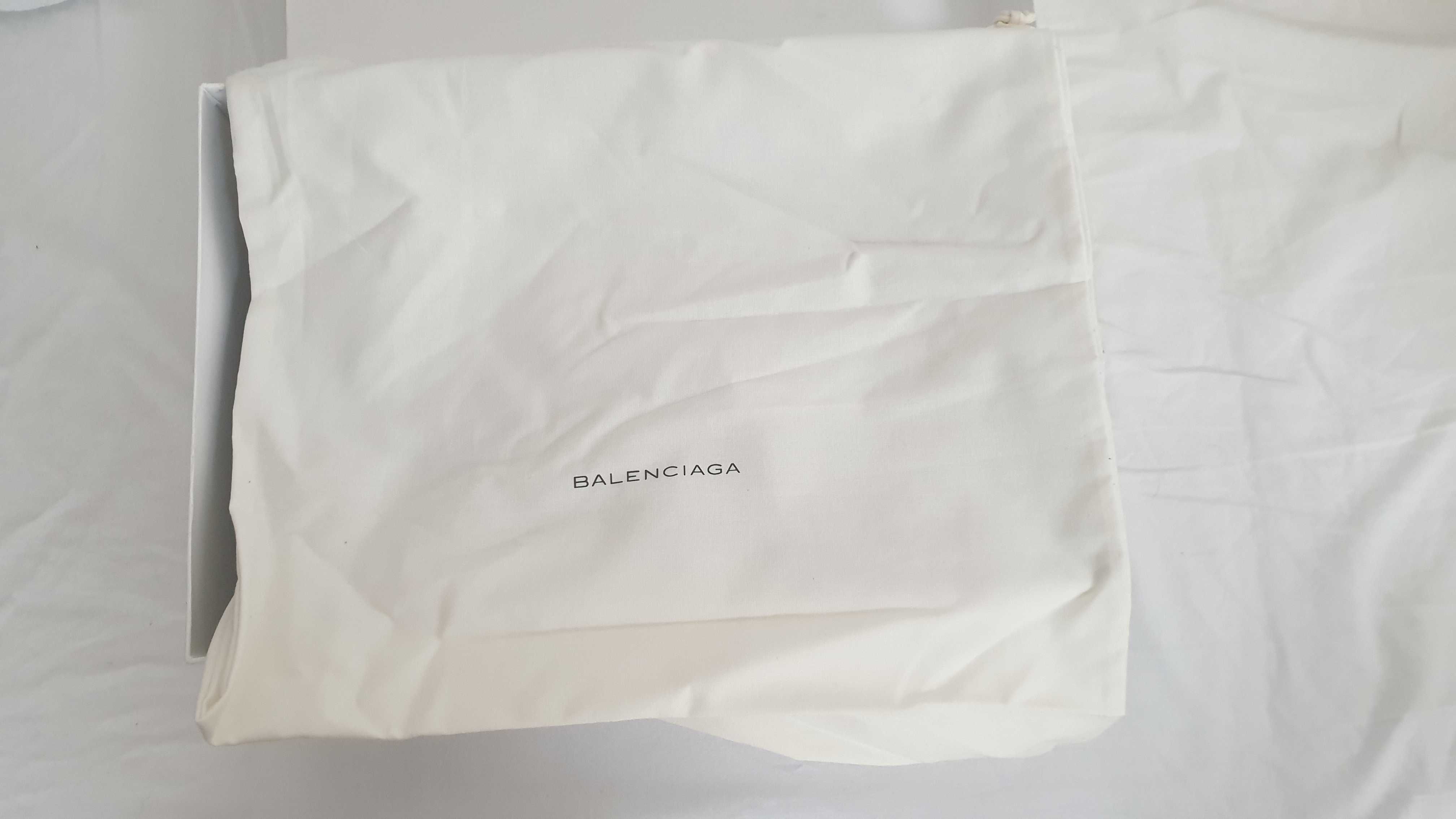 Balenciaga маратонки 42, сини, велур, модел 326443