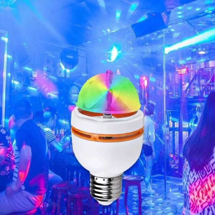 Коледна украса LED RGB въртяща диско лампа крушка страхотни ефекти