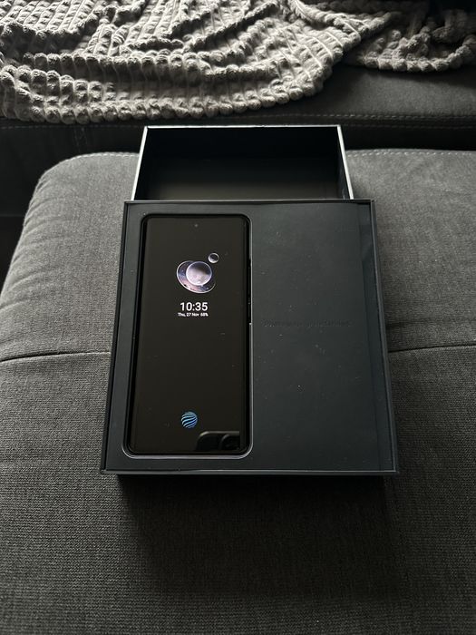 VIVO X70 PRO изключително запазен