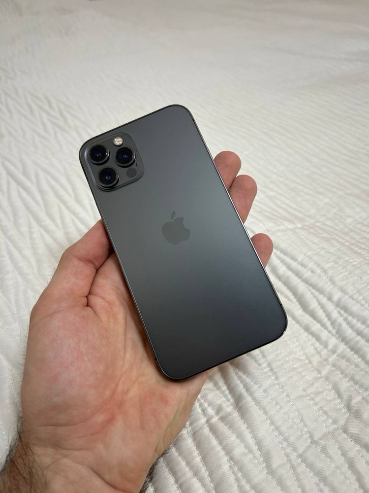 Продам iphone 12 pro