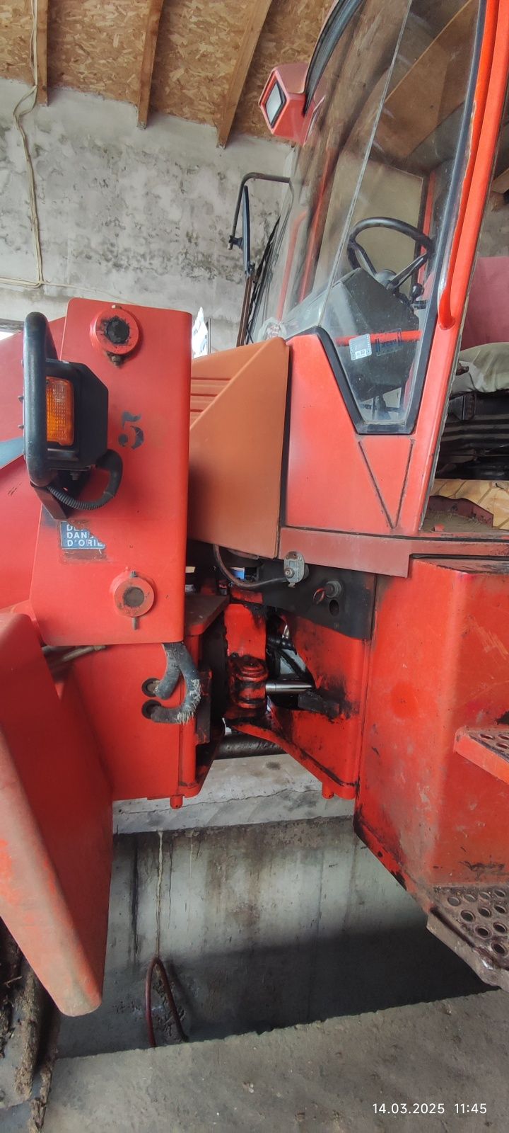 Комбиниран багер FAI 575