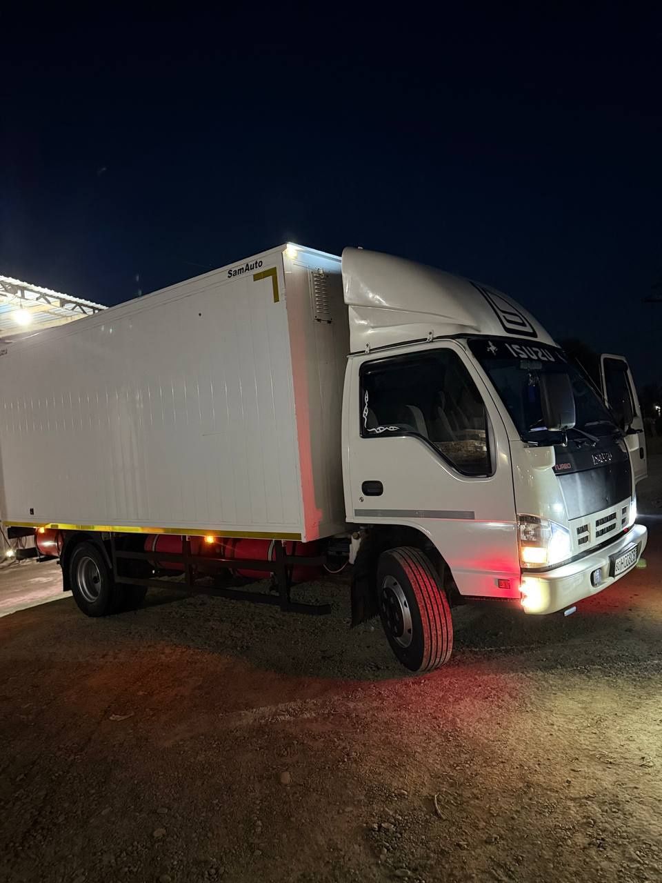 Isuzu sotiladi 2020yil