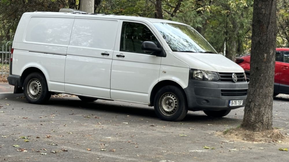 Volkswagen Vw T5 Camper CamperVan Autorulota