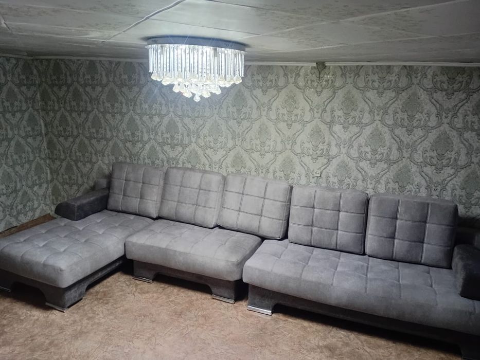 Продам диван  тройка
