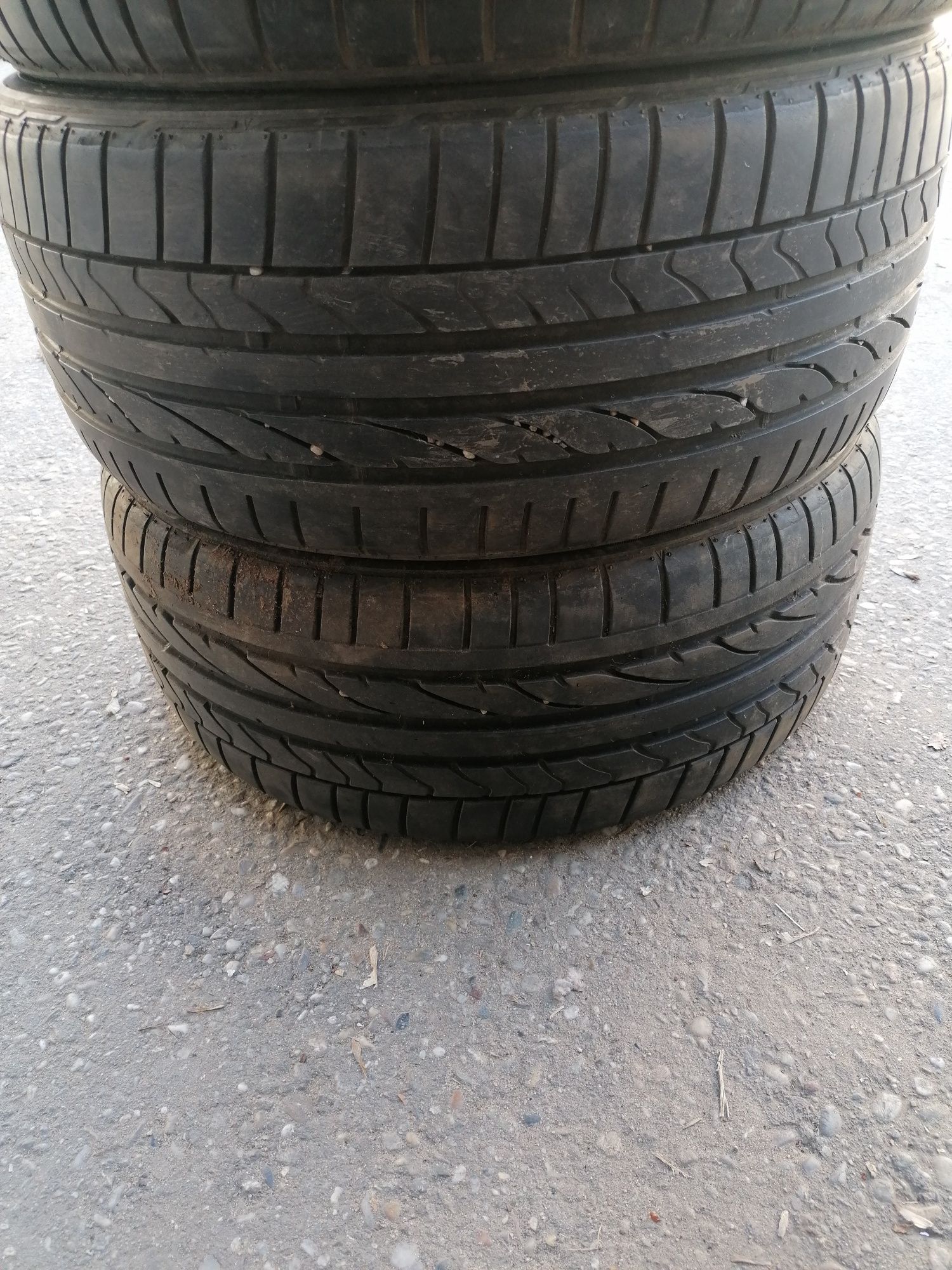 Vand cauciucuri de vara Bridgestone r17