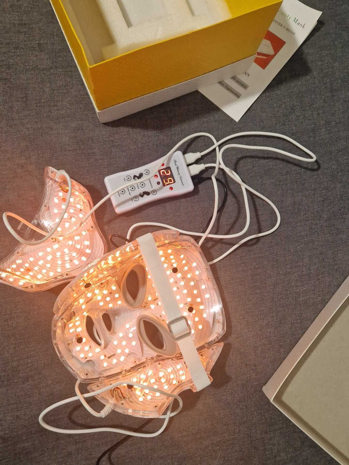 LED маската за лице и шия предлага терапия за кожни заболявания 7 в 1