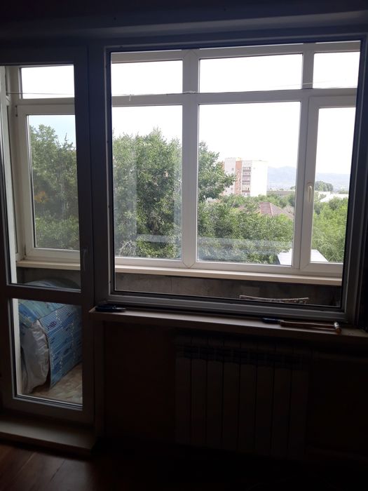 Балконный пластиковы блок