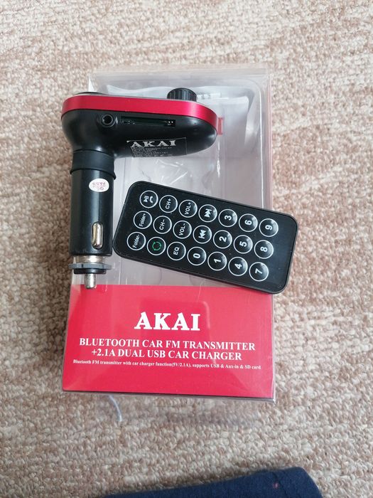 Modulator FM auto AKAI, încărcător telefon