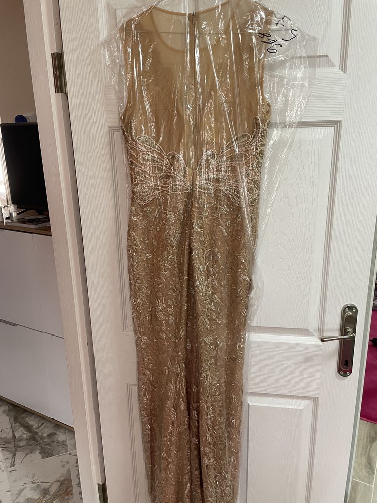 Официална дълга златна рокля размерС- М