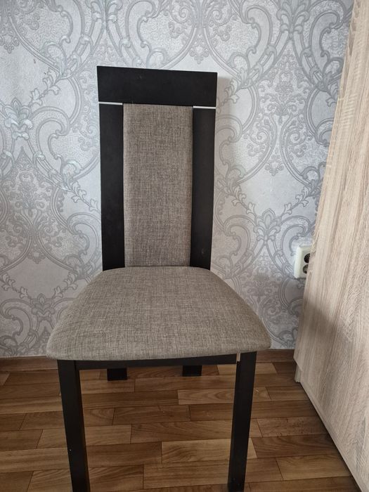 Продам Стулья 10 штук