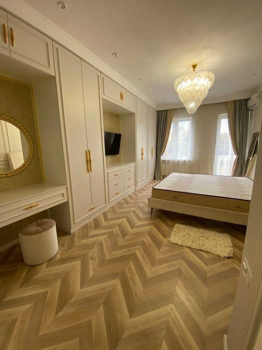 V2380 ПРОДАЕТСЯ 3/4/10  Новостройка ЖК LONDON 124м2