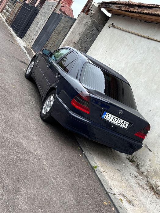 Mercedes w202 c180 an 1997