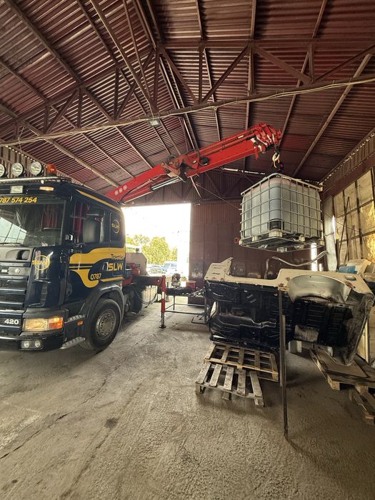 Inhiriere camion cu macara