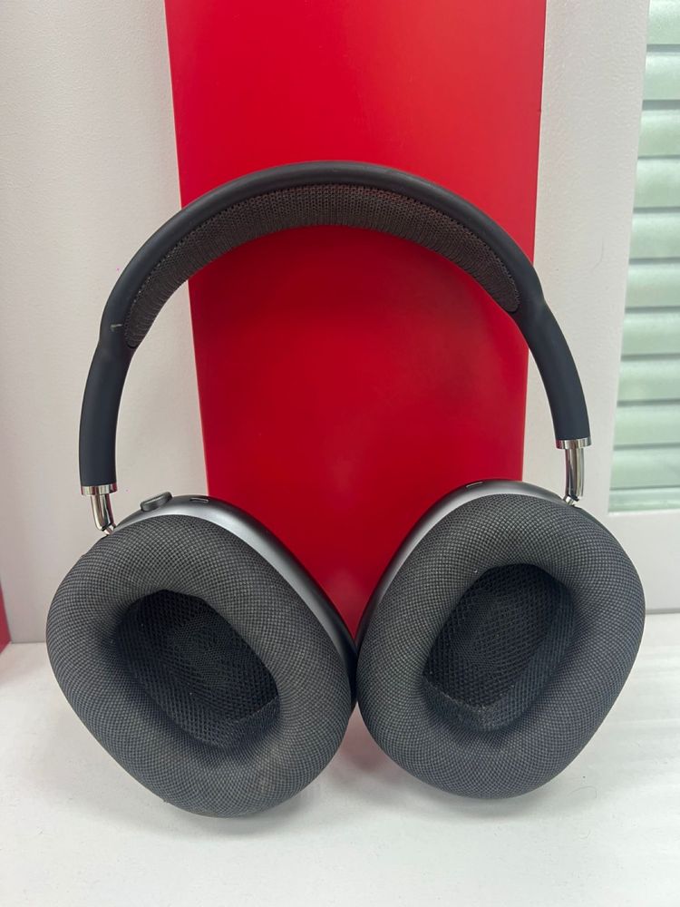 AirPods Max lightning (p25)