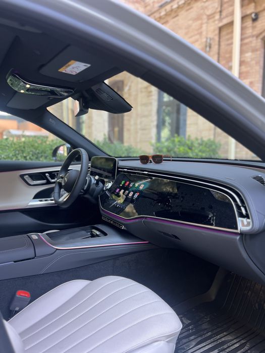 Mercedes-Benz E200 AMG Line  2025год