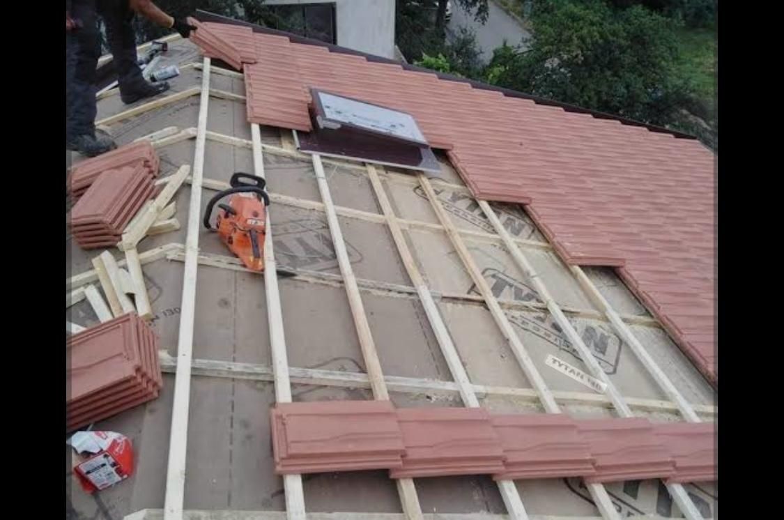 Înlocuire/reparatii acoperiș