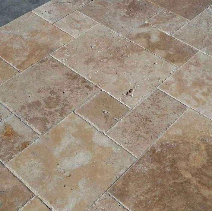 Travertin Versailles -french pattern - margini daltuite