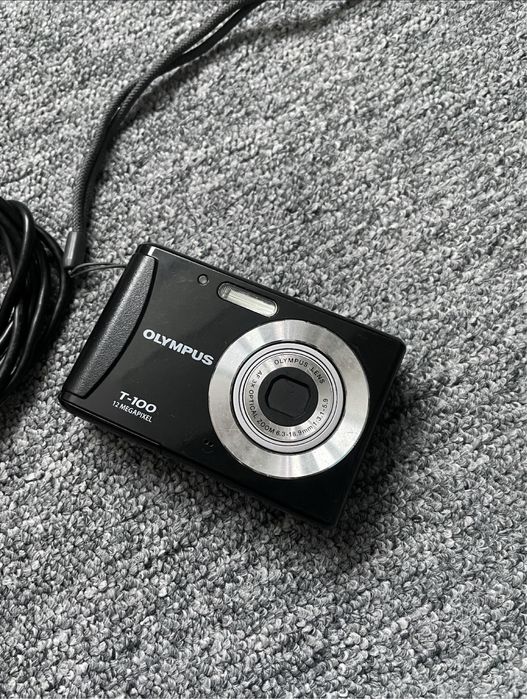 Aparat Foto Digital OLYMPUS T-100 Black, 12MP, Point & Shoot