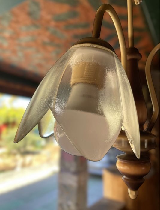 Класически полилей за таван.