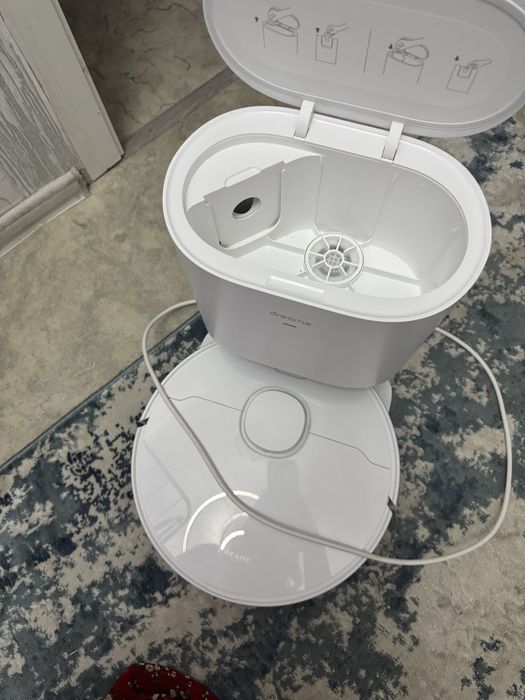 Робот пылесос D10 Plus